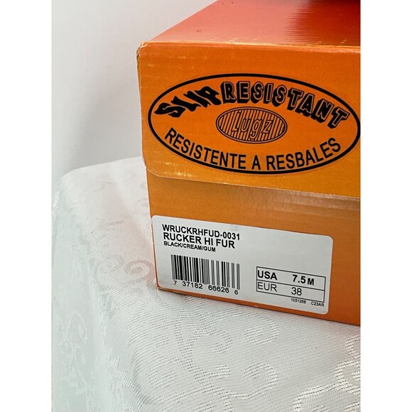 Lugz Womens Rucker Hi Fur Slip Resistant Black/Cream Boots Size 7.5 M - Picture 2 of 6